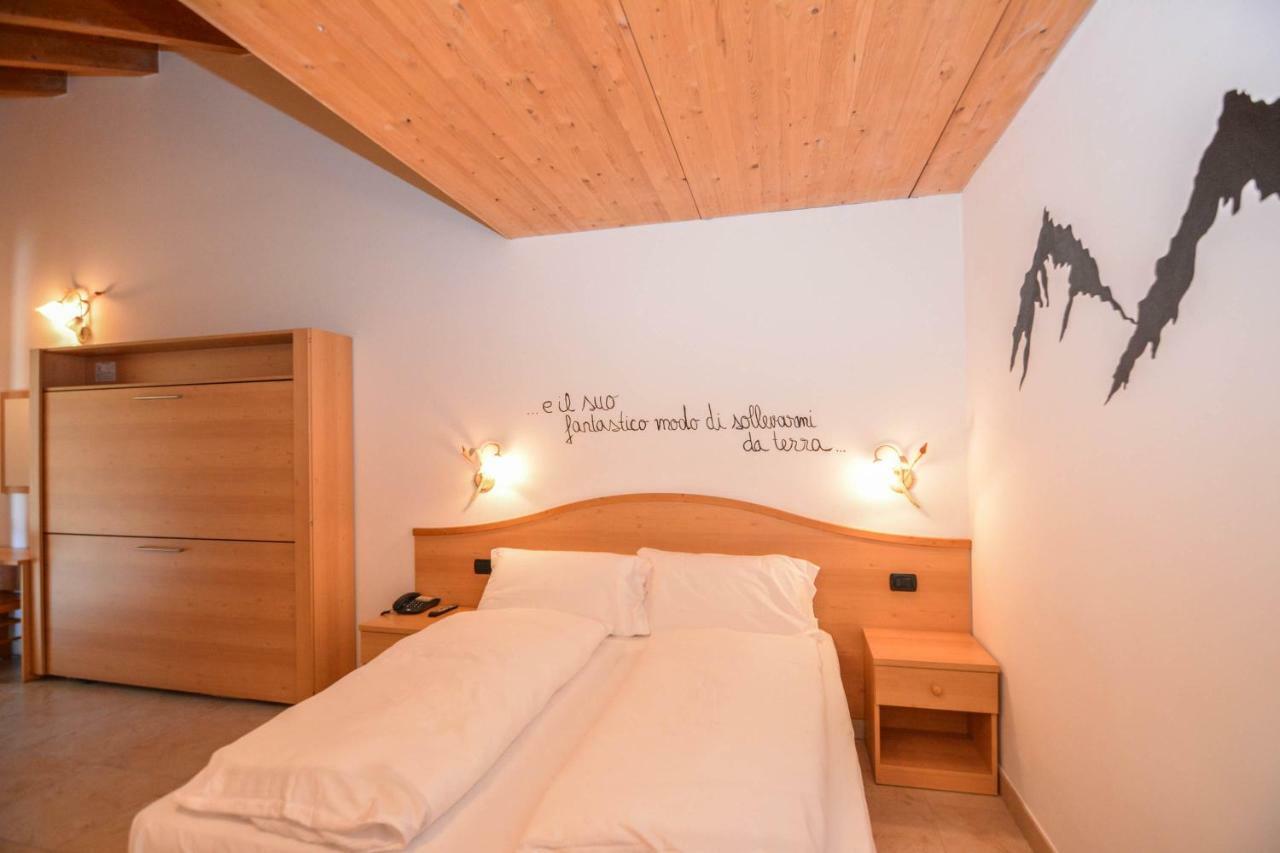 Alpieve Albergo Pieve بييفي دي ليدرو المظهر الخارجي الصورة
