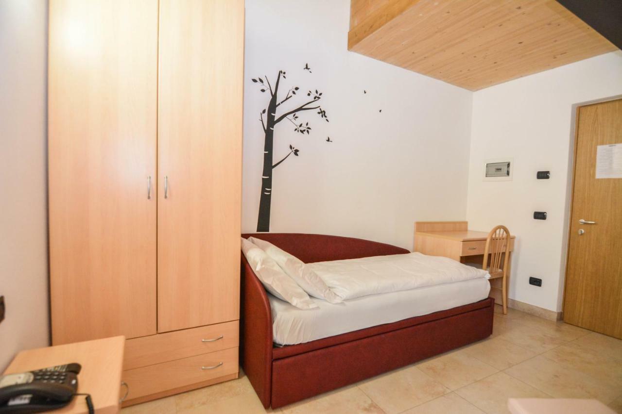 Alpieve Albergo Pieve بييفي دي ليدرو المظهر الخارجي الصورة